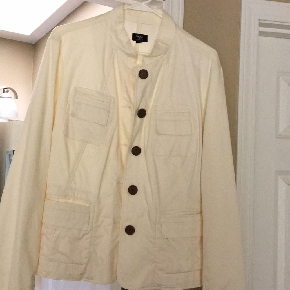 New cream jacket from Mossimo XXL